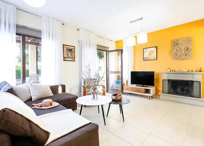 Joan * Agios Theodoros