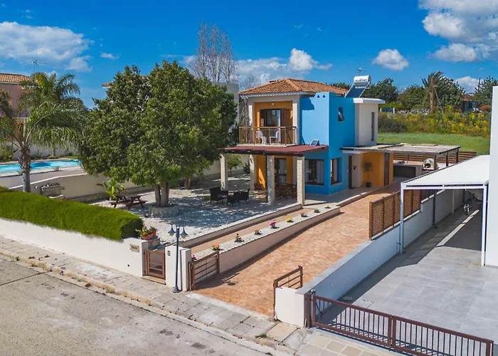 Joan * Agios Theodoros